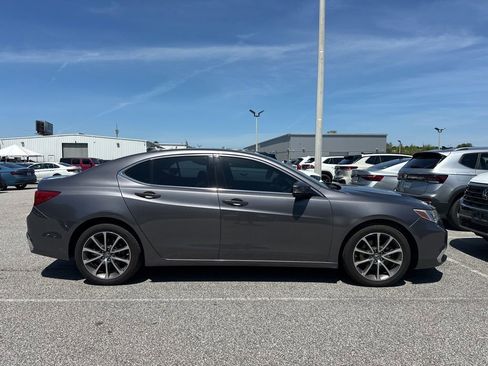 Used 2019 Acura TLX V6 FWD image 3