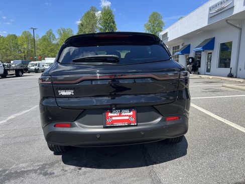 Used 2024 Dodge Hornet GT image 2