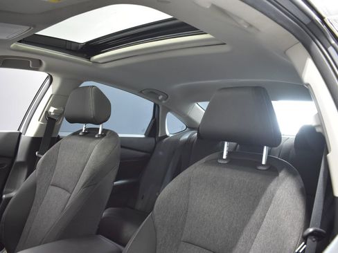 Used 2025 Honda Accord SE image 16