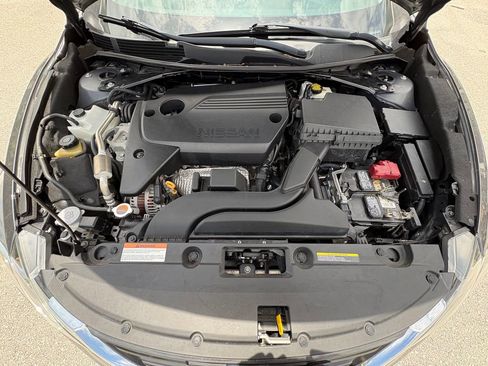 Used 2018 Nissan Altima 2.5 SV FWD image 30