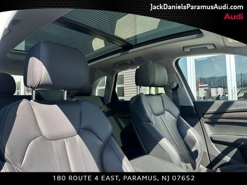 Used 2023 Audi Q5 2.0T Premium Plus w/ Premium Plus Package image 13