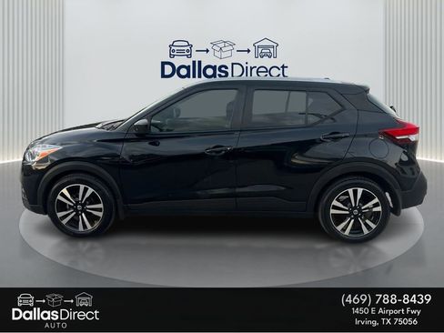 Used 2020 Nissan Kicks SV image 9