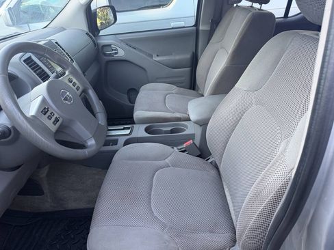 Used 2017 Nissan Frontier SV RWD image 12
