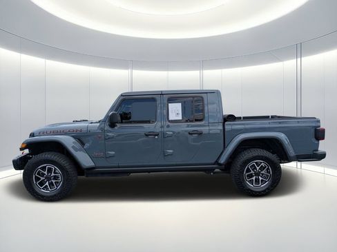 Used 2026 Jeep Gladiator Rubicon AWD/4WD image 6