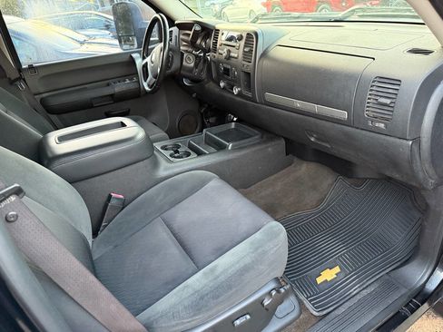 Used 2008 Chevrolet Silverado 3500 LT w/ EZ-Lift Tailgate Package image 10