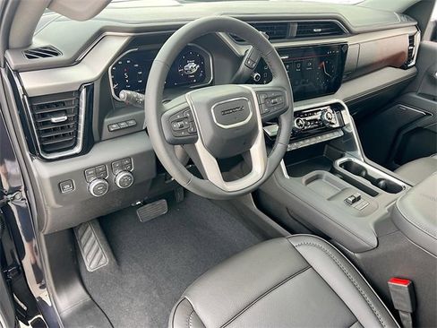 New 2026 GMC Sierra 2500 Denali w/ Denali Reserve Package image 6