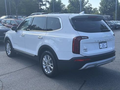 Used 2022 Kia Telluride LX AWD/4WD image 6