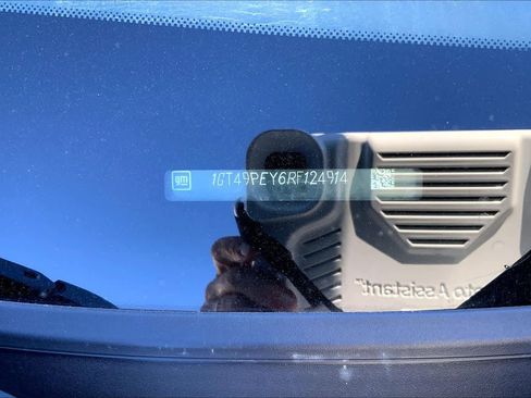 Used 2024 GMC Sierra 2500 AT4 w/ Technology Package image 32