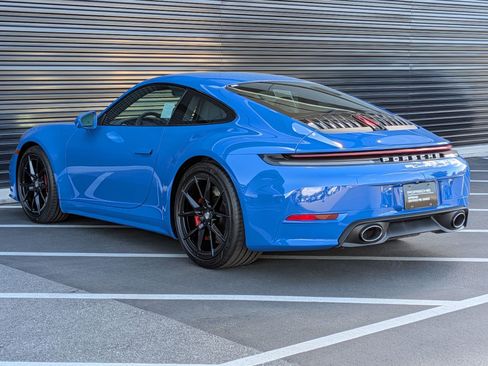 Certified 2025 Porsche 911 Carrera S image 3