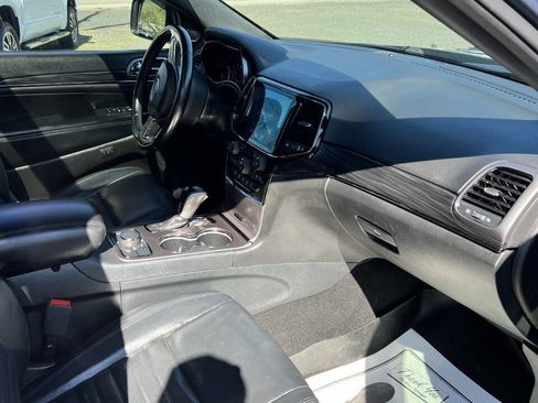 Used 2020 Jeep Grand Cherokee Limited X image 7