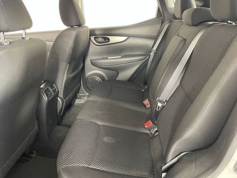 Used 2018 Nissan Rogue Sport S w/ S Appearance Package AWD/4WD image 12