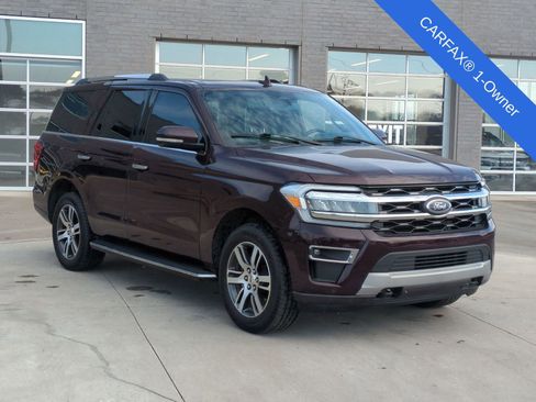 Used 2023 Ford Expedition Limited image 10