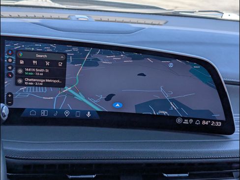 Used 2025 Cadillac XT4 Premium Luxury image 13