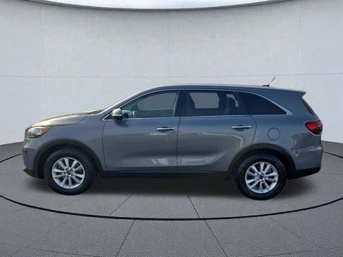 Used 2020 Kia Sorento LX image 2