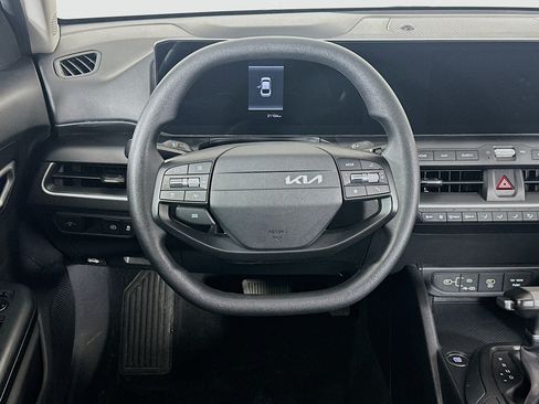 Used 2025 Kia K4 FWD image 27
