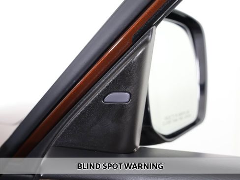 Used 2019 Nissan Armada SL w/ Premium Package image 7