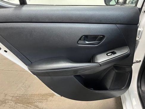 Used 2024 Nissan Sentra SV FWD image 16