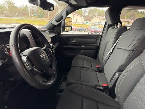 Used 2025 RAM 1500 Tradesman w/ Off Road Group image 12