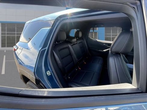 New 2027 Chevrolet Equinox LT w/ Convenience Package II FWD image 12