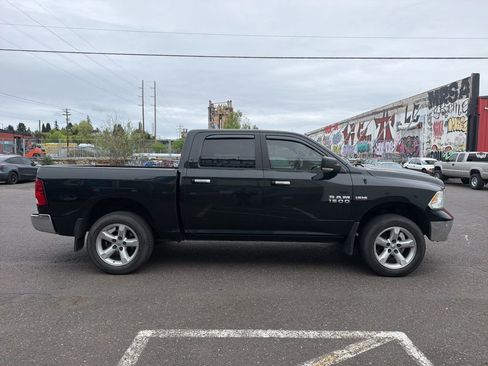 Used 2017 RAM 1500 Big Horn AWD/4WD image 6