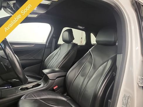 Used 2019 Lincoln MKC Reserve w/ MKC Technology Package AWD/4WD image 9