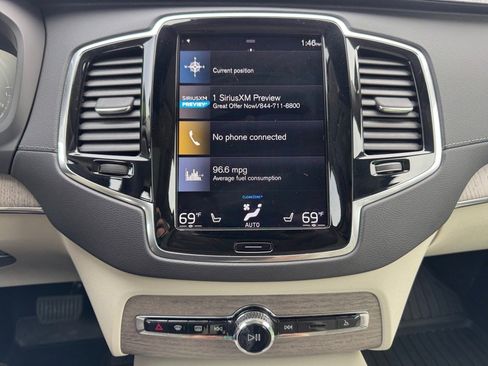 Certified 2022 Volvo XC90 T8 Inscription w/ Advanced Package image 17