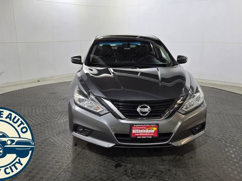 Used 2018 Nissan Altima 2.5 SL FWD image 2