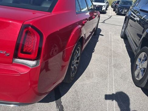 Used 2015 Chrysler 300 S AWD/4WD image 4