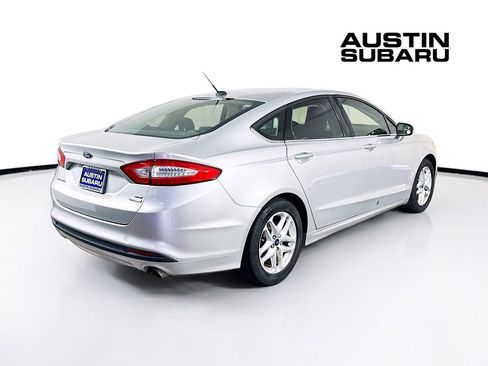 Used 2014 Ford Fusion SE image 7