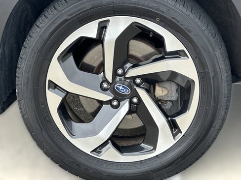 Used 2022 Subaru Forester Touring AWD/4WD image 11