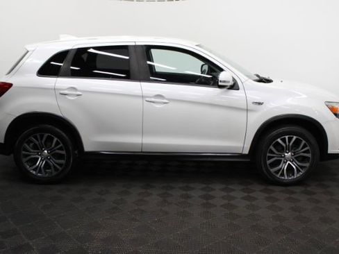 Used 2018 Mitsubishi Outlander Sport ES image 4