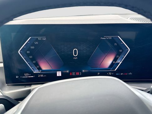 Used 2025 BMW 330i Sedan w/ Parking Assistance Package image 40