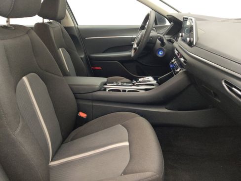 Used 2021 Hyundai Sonata SE w/ Winter Weather Package FWD image 21