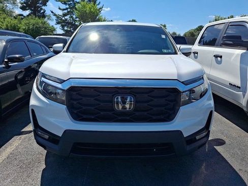 Used 2023 Honda Passport EX-L image 2