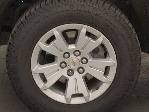 Used 2022 Chevrolet Colorado LT image 31