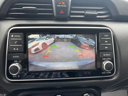 Used 2024 Nissan Versa S w/ Trunk Package image 17