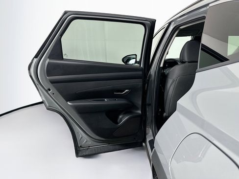 Used 2025 Hyundai Tucson SEL FWD image 25
