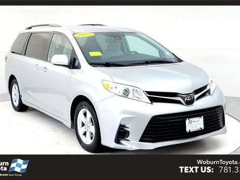 Used 2020 Toyota Sienna LE FWD image 1