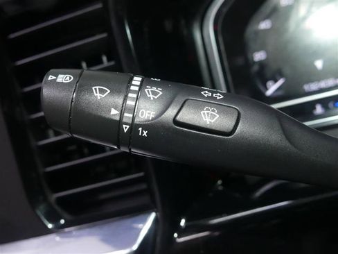 Used 2022 GMC Sierra 1500 Elevation w/ LPO, Elevation Black Package image 32