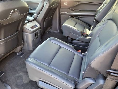 New 2026 Lincoln Navigator L Reserve w/ Jet Appearance Package AWD/4WD image 16