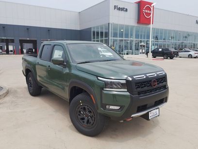 New 2026 Nissan Frontier PRO-4X w/ Tow Package