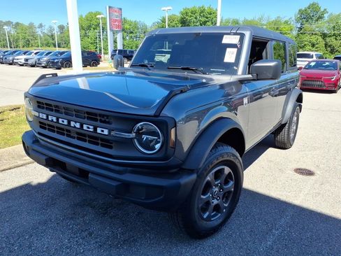 Used 2025 Ford Bronco Big Bend AWD/4WD image 3