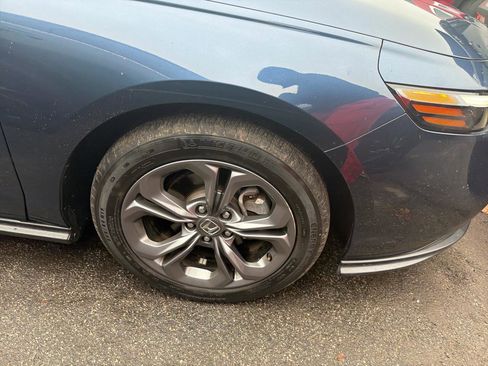 Used 2023 Honda Accord EX image 4