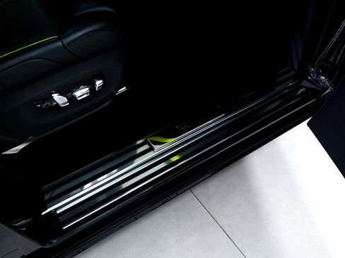 Used 2019 Rolls-Royce Phantom Sedan image 37