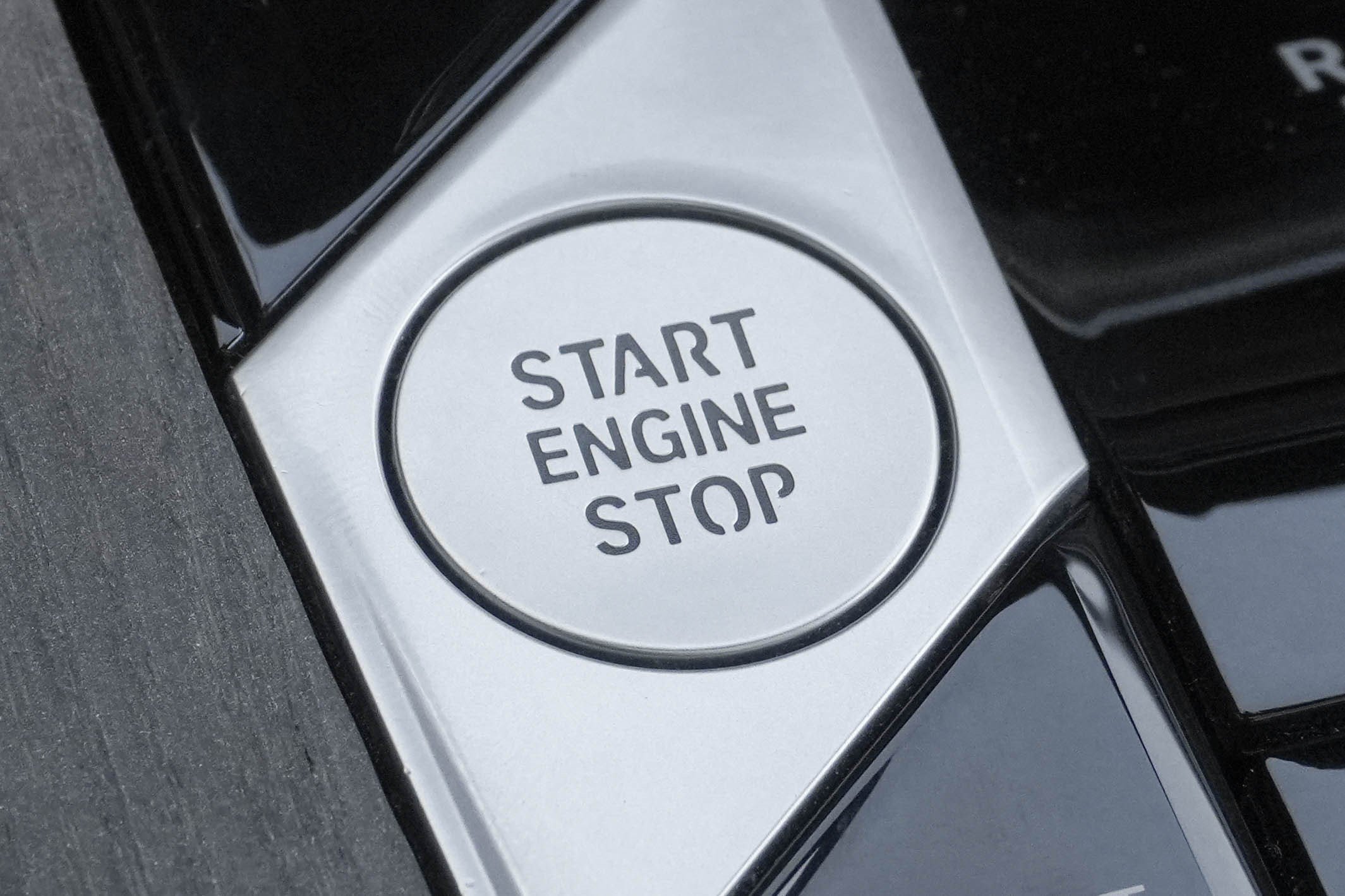 Certified 2024 BMW X7 M60i AWD/4WD image 31