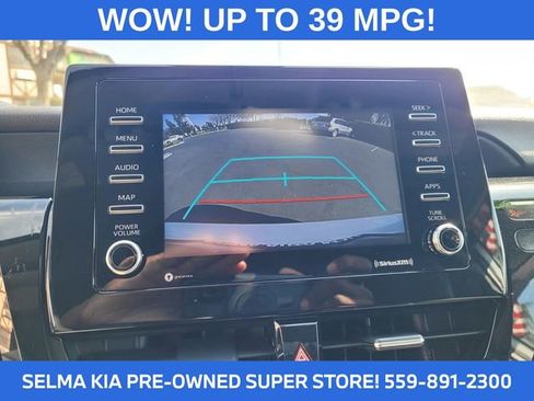 Used 2021 Toyota Camry LE image 17