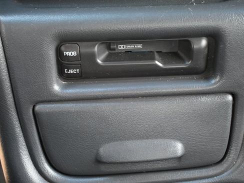 Used 2001 GMC Sierra 2500 4x4 Extended Cab HD w/ Convenience Plus Group image 25