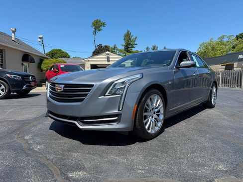 Used 2018 Cadillac CT6 3.6 AWD image 2