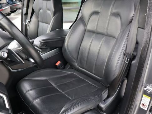 Used 2017 Land Rover Range Rover Sport image 11