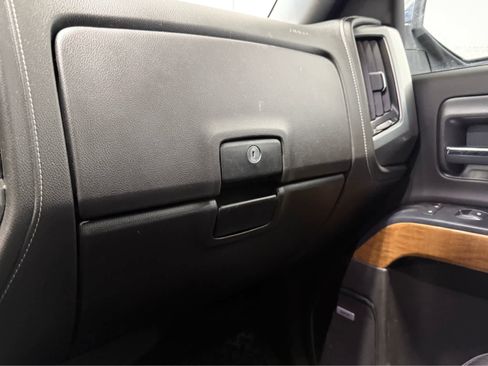 Used 2018 Chevrolet Silverado 1500 LTZ w/ Sport Package image 20